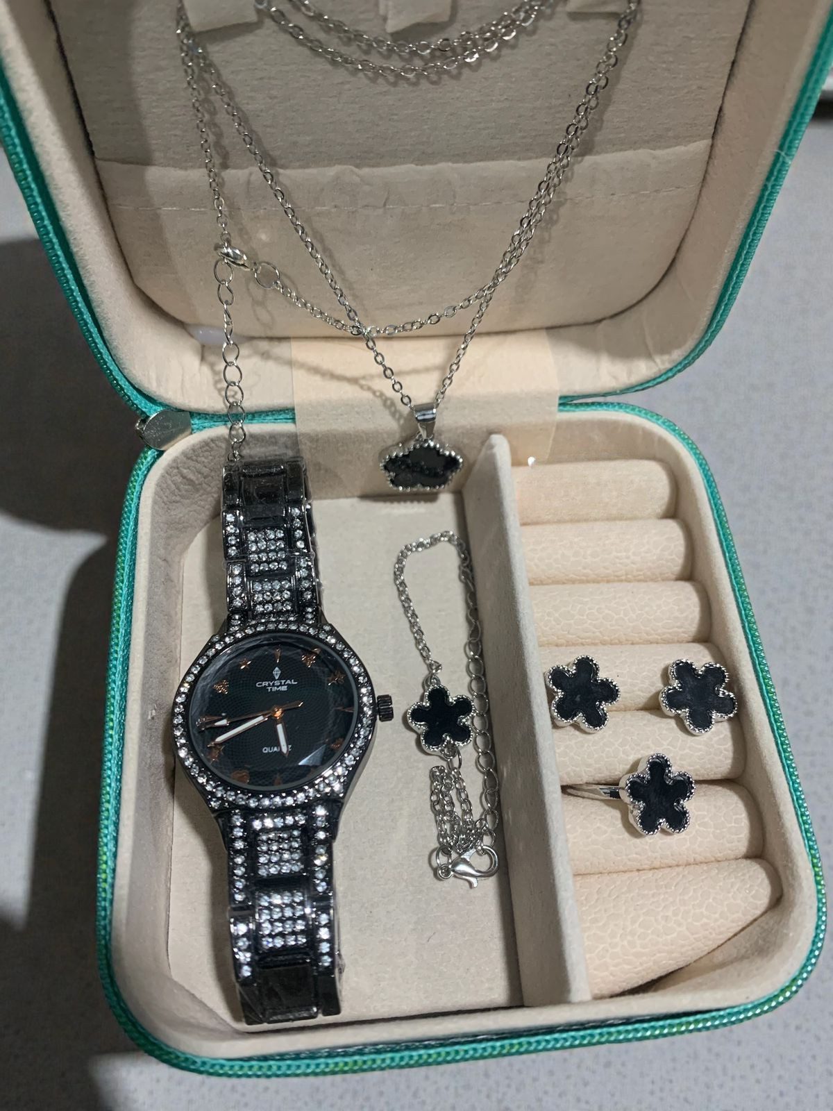 black clover jewelry set with watch